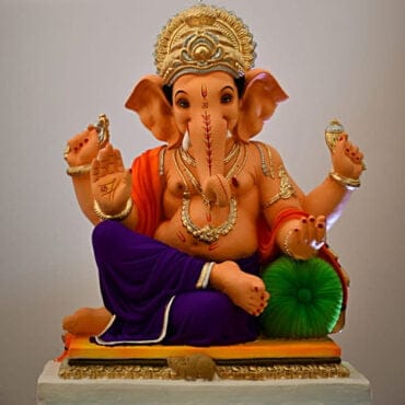 Lal Maati Swami Samarth Style Ganesh Murti Eco Friendly Idol Mymurti